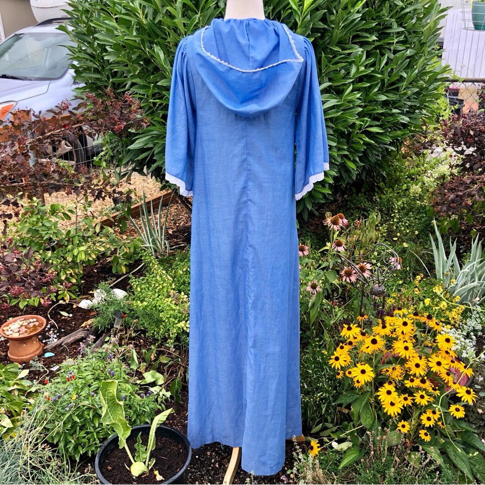 1970s vintage hooded lace front caftan - Picture 6 of 8